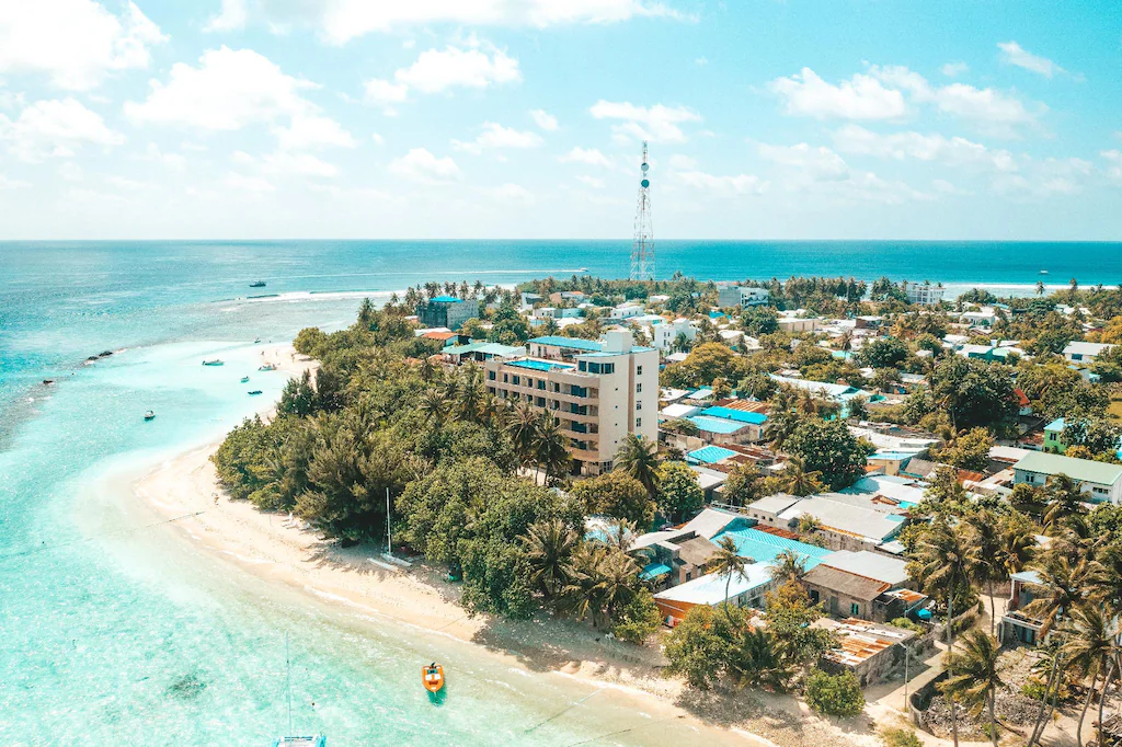 10 Best Local Islands for First-Time Maldives Visitors (2025 Guide) - Image of Thulusdhoo island